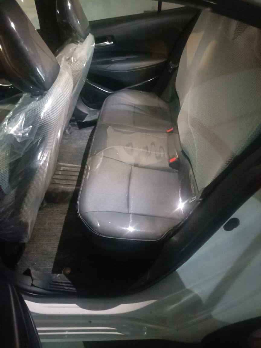 السلام عليكم كورلا
للبيع تويوتا كورلا هايبرد
الشكل الخليجي
موديل 2025
ماشيه 1300
مكفوله من الصبغ والتبديل
فول مواصفات
بعدها زيرو
مكان السياره بغداد حي الجهاد
اللاتصال ***********
راقم بغداد
واتساب مفتوح
