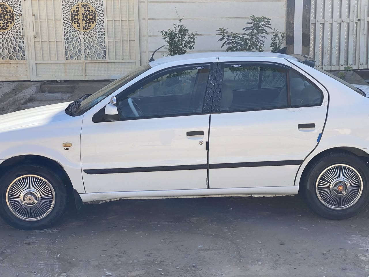 السلام عليكم
سمند موديل 2011 سيارة جاهزة الحمد لله تخم تاير جديد كهربائيات كلها شغالة المكينة لا صرف ولا تبخير السيارة مال جناي كلش نظيفة سنوية لـ 2031 سعر السيارة 47 وبيها مجال مكان السيارة بعقوبة للاستفسار ***********
