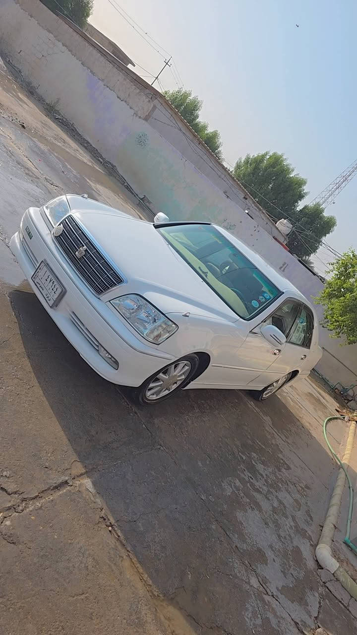 السلام عليكم ملكه مديل 2003 كرستال اصل 3 دكم ديفور الجبير شاصي 75 تخم تاير باتري جديد حداديه جديده ستيرن كهرباي كشنات كهرباي كفاله عامه كلشي شغال بيهه تحوير جوه نجف فوك إماراتي السياره رقم كركوك متفوع الكمرك وصاعده هزه باقي بس فلوس الرقام على المشتري مكان السياره الديوانيه سعر السياره 118 بيع او مراوس رقم الهاتف ***********
