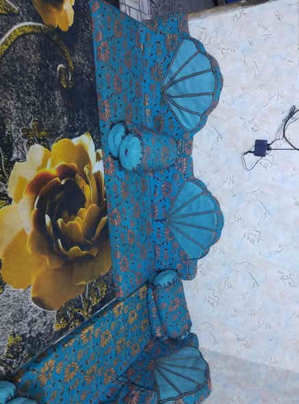 السلام عليكم ديوان للبيع السعر ١٠٠وبي مجال 
العنوان مسيب حي العسكري الاتصال ***********
