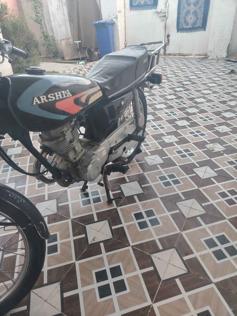 سلام عليكم دراجه للبيع موديل 20اوراق اصولي بل جيس دراجه خير من الله ناعمه مكاني كوت زين القوس السعر500وبيه مجال للشراي *********** شراي بي خير ويدلل
