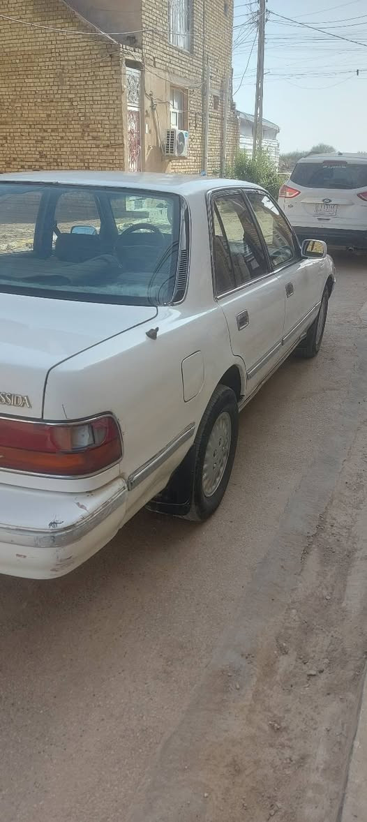 سيارة كروسيدا موديل ١٩٩٠ يسره بلاد  جاهزه محرك جديد  ونجي ٦رياضي مال حاويه حداديه اماميه وخلفيه جيده جدا .غرفه نضيفه السيارة مشروع وطني رقم بغداد  انكليزي  سنويه لغاية 2030تلكاها مثل ماموجود بالصوره للبيع .السعر ٥٣ وبيها مجال للاستفسار الاتصال على الرقم ***********
