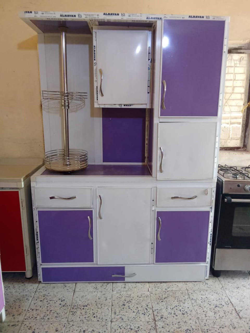 غراض البيع سعر خاص او تصال *********** او رسالني ع واتساب
