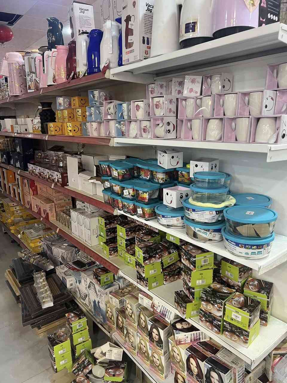 رفوف وسطيات نظافة 90 بالمية مستعملات شي قليل سعر المتر 100
*********** للتواصل والاستفسار 

العنوان الموصل
