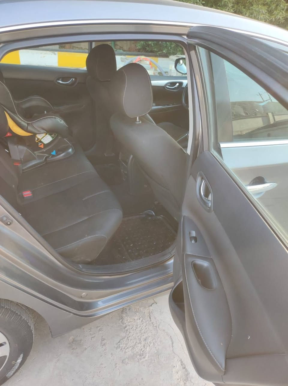 نيسان سنترا 2018
فئة SV
وارد امريكي حادثهة فقط بنيد صبغ وجاملغ امامي بارد بدون دواخل لغود وشواصي مكفولات
مواصفات معروفه
ماشيه ٧٧  ميل
سياره نظيفه كلش وبالحقيقة بعد احلى من الصور
رقم بابل تحويل ثاني يوم
السعرر   ٩٥ وبيهة مجال

الرقم  ***********
