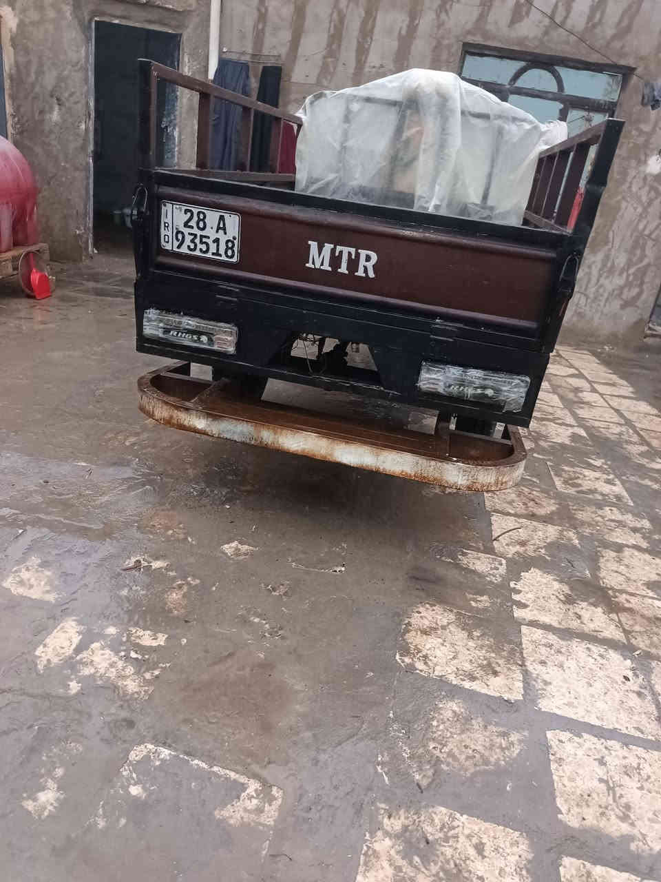 سلام عليكم ستوته للبيع مديل 19ستوته نضيفه رقم نكليزي بسمي مكاني نجف ابو صخير ستوته ماعيزه برغي سعر 1900 وبيهه مجال حك جيه ***********تصال👍🏻
