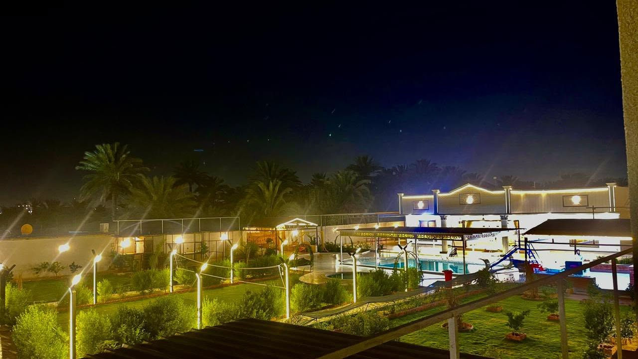 مزرعة فايف ستارز في  بلد علمآ المزرعة موثوقه مع تطبيق اجرلي
و تعلن🌳🏝مزرعتنا🏝  عن فتح الحجوزات 
للإيجار اليومي او الشفتات #مبيت‎

***********

*🏕تفاصيل
■غرفتين نوم وصاله 
■مطبخ داخلي وخارجي
■ مجمع صحيات🚿 داخلي 2 وخارجي 1
■نت 4g
■ تحتوى على 5 حدائق 
■العاب بليارد و فيشه ومنضده والعاب اطفال‎ 
■باربكيو كامل  مجهز للشوي
◾كهرباء على مدار 24 ساعة
____________________________
[ الاوقات ]
(١)-اليوم الكامل من ال١٠ صباحا لل٨ صباحا ثاني يوم
(٢)الشفت الصباحي من ال١٠ صباحا لل٦ مسائا
(٣)الشفت المسائي من ال٨ مسائا لل٨ صباحا ثاني يوم
 🔴للحجز والاستفسار يرجى الاتصال او واتس اب
على الرقم التالي ***********
