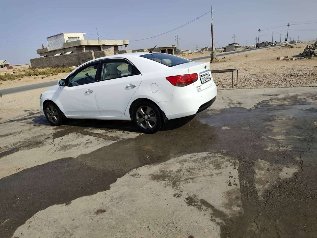 السلام عليكم 
كيا سيراتو  2010 
رقم اربيل
ضررها رش بونيد وجاملغ 
وبعض الملاحظات بارد 
تخم تايرات جدد
ودوشمه جديده وما ناقصها اي شي
ورقم دولي
صاحبها بالموصل شرط التحويل
***********
