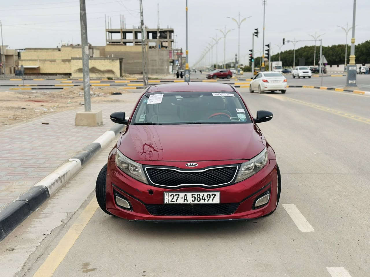 كيه اوبتيما 2015 رقم ذي قار حره تحويل وارد امريكي بيها قبق الصندوق والبنيد وجاملغ امامي صبغ فقط والباقي كفاله عامه ضربه وتبديل وصبغ  السياره جديده كلش جاهزه مكينه كير حداديه تخم تاير تبريد ثلج السياره  ما بيها اي نقص مواصفات شاشه كامره ويلكب حساسات أمامية وخلفية تحكم استيرن اشاير بل مرايه وباقي المواصفات المعروفة السياره ماشيه 150 محرك 2400 السعر. 97 وبيها مجال للشراي للاستفسار الاتصال على رقم *********** مكاني كربلاء
