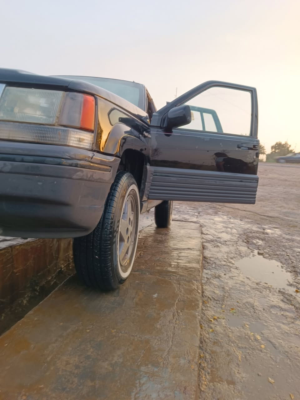 جيب شيروكي مديل1995 مكفوله كفاله عامه 
سعر 50وبيه مجال ذي قار سوق اشيوخ

***********
