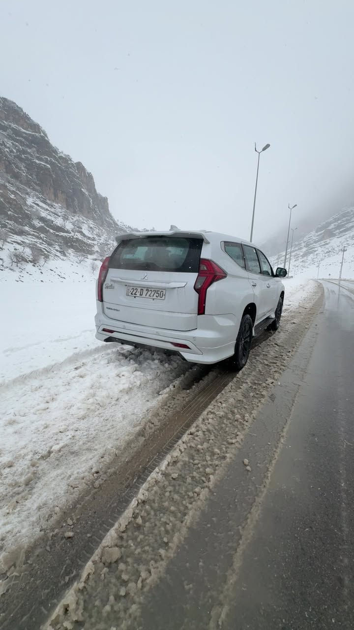 باجيرو سبورت خليجي 2020 مكفوله من الصبغ
محرك 6 سلندر 3000
سنويه بسمي 
7 راكب 
مواصفات معروفه 
ماشيه 94
السعر 215
مكاني بغداد السيدية
بيع فقط 
***********
