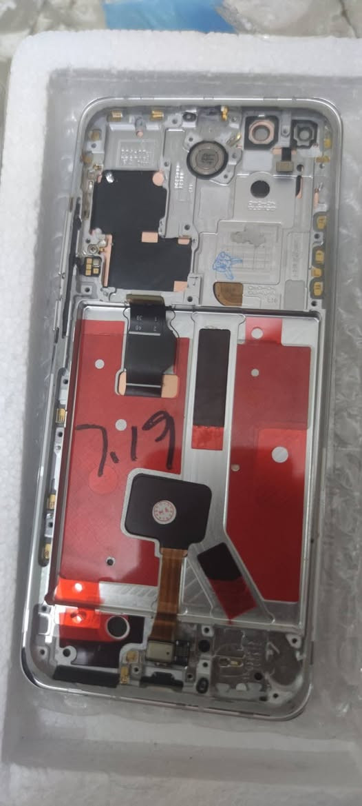 شاشه P40 Pro
جديدة. قيم باليرضي الله وتدلل


**إذا كنت صاحب هذا الإعلان وتريد حذفه لأي سبب، رجاءا أرسل رسالة إلى الدعم الفني**