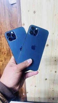 ايفونات ١٢بروماكس لعدد٢ الاول مبدل بس شاشه بطاريه ٧٣ ذاكره ٢٥٦ سعر ٣٢٥...