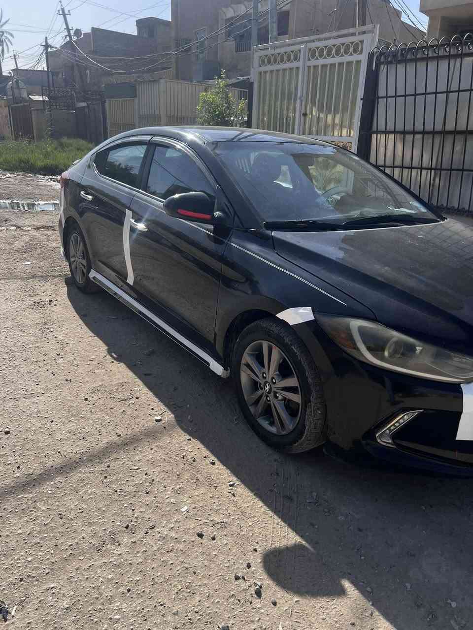 النتر 2018 سياره كله شغاله  حادث امريكا بسيط وبيه رصعات ناعمه جدا اثر حالوب بلعراق *********** السعر 125وبيه مجال
