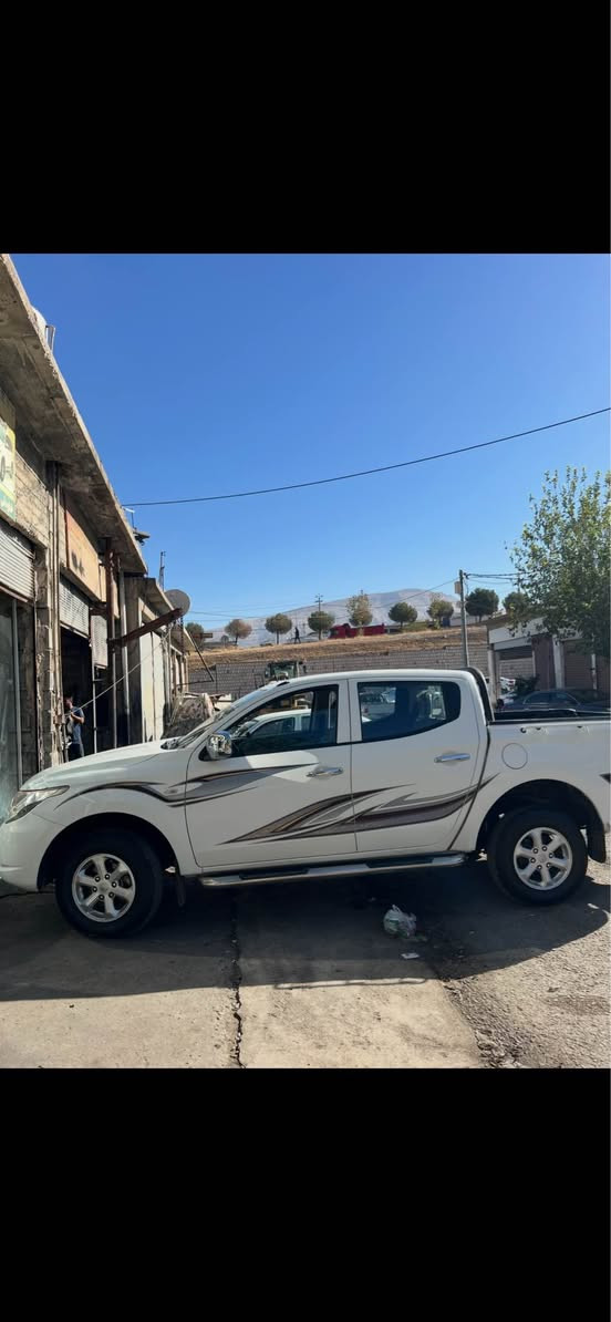 قەزافی گاز ٢٠١٦ بئ سبوخ 
٣ساردی گجکەی هەیە 
مەکینە بیلاد 
گئر مەکینە  تاحویل خرامە ئینجکتەر سوپەر بە شەرت دوکلی رەشو شینی نیە 
جار تایەی نوئی لەبنە 
شوئن سۆران 
***********
ڤای بەر وەتساپ *********** سوران, أربيل
