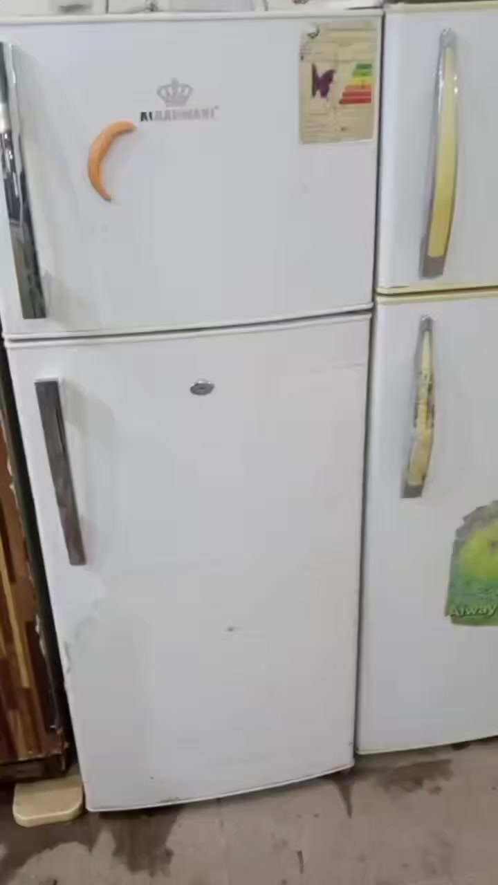 أغراض نظيفه مستعمله استعمال قليل جدا
وبيه ضمان وفحص قبل البيع 
للاستفسار الاتصال على الرقم ***********
او خاص 
العنوان : باب المشهد مقابل مستشفى الولاده 
فرن الحسناوي قديما
