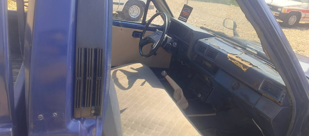 سلام عليكم سياره بيكم موديل 85رقم بغداد صدامي تحويل مباشر سنويه جديده كير مكينه جديد  حدداديه جديد جاهز اللخير مابيه اي نقص ابد مكان السياره واسط الزبيديه اتصل *********** سعر 25بيه مجال
