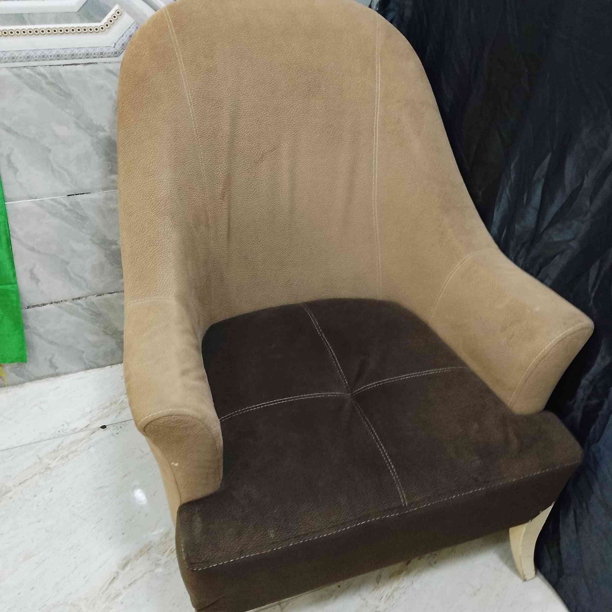 للبيع قنفه اصير جربايه وسكملي سعرهن 100وبيهن مجال


**إذا كنت صاحب هذا الإعلان وتريد حذفه لأي سبب، رجاءا أرسل رسالة إلى الدعم الفني**