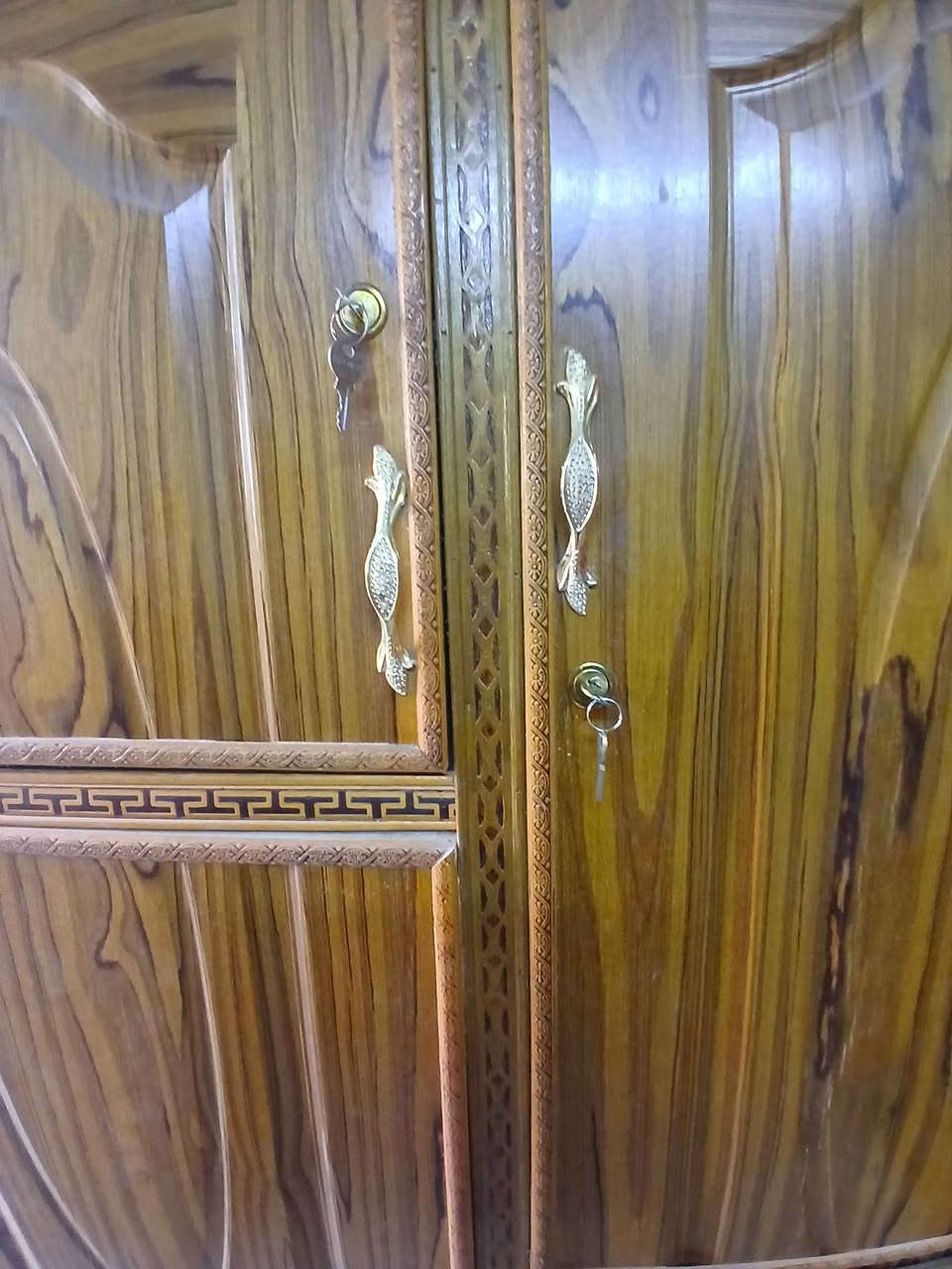 كنتور بابين صاج وجه وكفه كامل يدات اقفال يدات تكمه عدد 2 سعر الواحد ١٤٠ الف بغداد كرخ مقابل باب كراج البياع الموحد..


**إذا كنت صاحب هذا الإعلان وتريد حذفه لأي سبب، رجاءا أرسل رسالة إلى الدعم الفني**