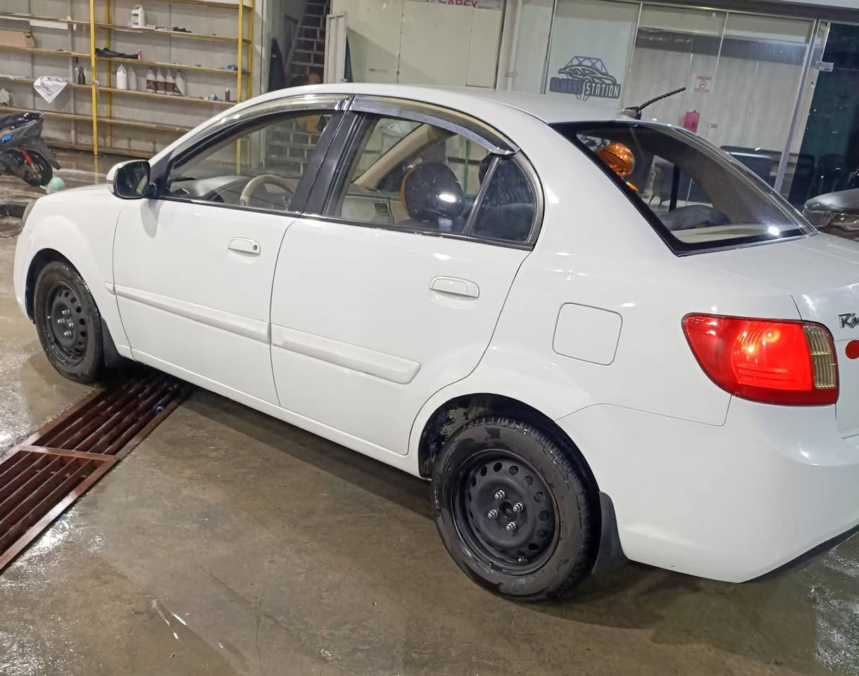 اسلام عليكم
كيا ريو 2011 خليجي محرك 1600 اوتماتيك سليمانيه باسمي تريد تحويل او وكاله ماشيه 104 حقيقي
-محرك كير جديد 💯
-تدفئه وتبريد ثلج 💯
-صدر امامي خلفي 💯
-شاشه وكامره ڤلبس اصليه 💯
-تخم تاير وباتري جديد 💯
-اشاير بالمري غرفه وكهربائيات ولا غلطه 💯
-كشنات مدوشمه بالكامل 💯
-ادامه كامله مسويلهه 💯
بيهه طخة بسيطه بالجاملغ الامامي ومصبوغ وشويه بالبنيد  مباوك اللون بدون دواخل سياره جديده مامتعوبه ماناقصهه برغي احلى من الصور رايدهه 93$ وبيهه مجال حك الجيه الشراي والتعجبه يتصل ***********📞 السوك كلشي بي والماتعجبه يكلب المنشور ويلكي الاحسن يارب
