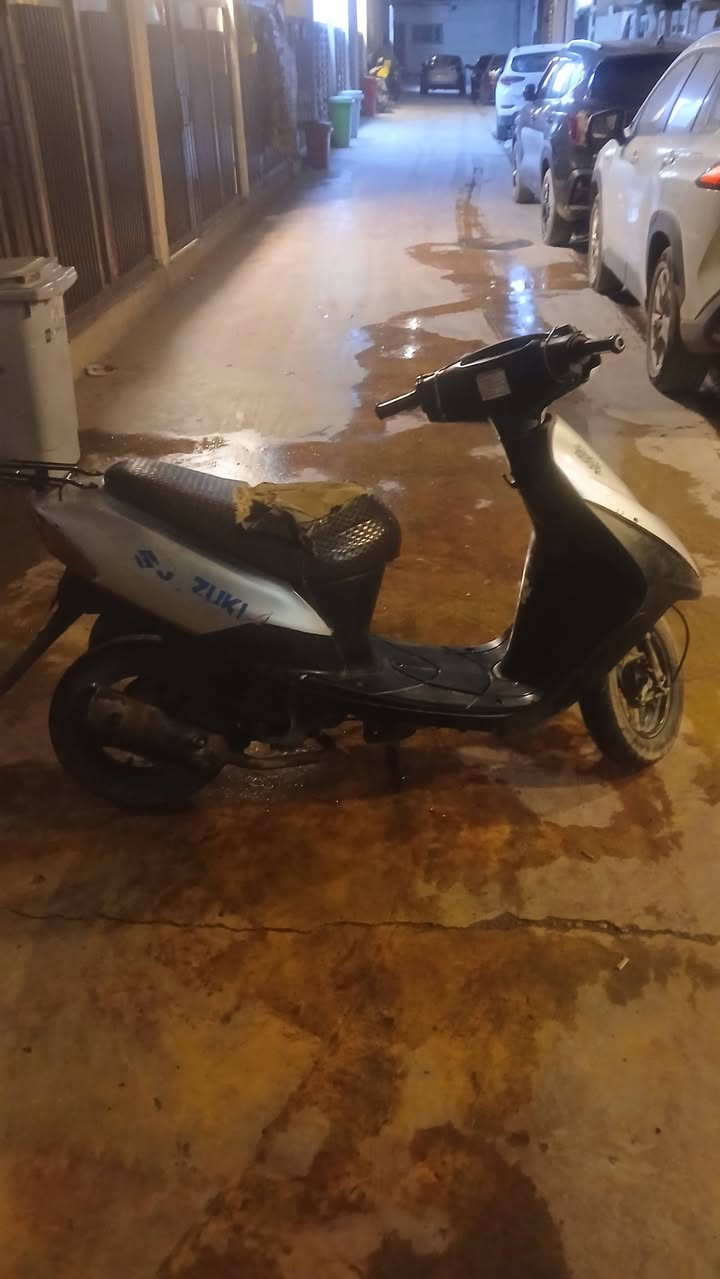 سلام عليكم ساسزوكي للبيع او مراوس شوفت عينك الدراجه شغل واطلع سعرها 120وبيها مجال العنوان بغداد سبع ابكار


**إذا كنت صاحب هذا الإعلان وتريد حذفه لأي سبب، رجاءا أرسل رسالة إلى الدعم الفني**