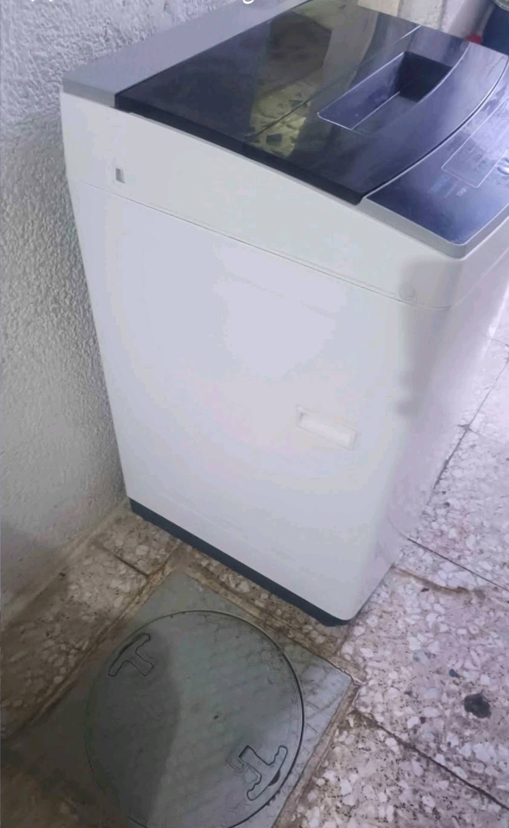 غسالة الوادي جديدة لوك مستخدمة أسبوعين فقط
شنو الموديل الكامل للغسالة بالضبط غير أنها من الوادي و10 كغم؟: 
غسالة الوادي 10 كغم
منين موقعك بأي محافظة/منطقة حتى الزبون يعرف وين يجي يفحصها أو يستلمها؟: 
بغداد مدينة الصدر 
ليش دا تبيعها وهي مستخدمة بس أسبوعين؟: 
لان رجعت ويه اهلي
بيها ضمان أو كفالة، وشنو السعر النهائي وهل أكو مجال للمساومة؟: 
مكفولة من كولشي بيها مجال بسيط