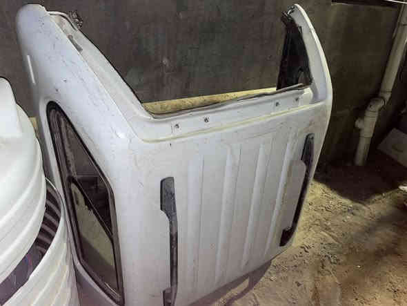 سلام عليكم اخوتي العزاز اما بعد..عندي جنطه مال مال بيكب الي تتخله عله البدي ستعمال شهر واحد وخلينها ب المخزن من بعنه البيكب يشهد الله جديده بس التراب ماكله بس يرادله شوي غسله وتطلع الك  كل ملحقاته وياها جام وبراغيه البلاديه رايده للبيع والمو شراي لايتعبني يرحمكم الله مكاني البصره ابا الخصيب وهاذ رقمي(***********
