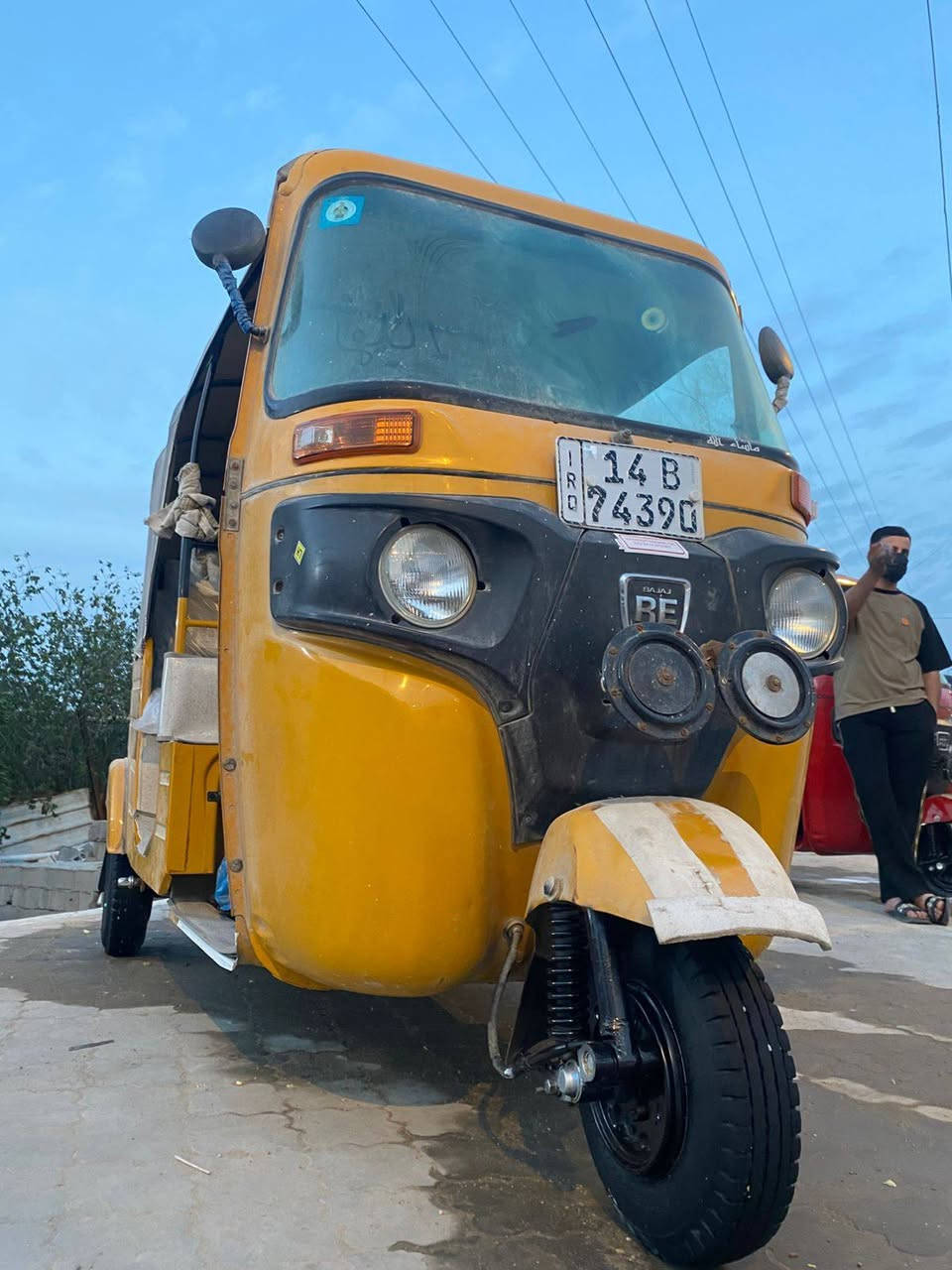 سلام عليكم تكتك مديل 20 رقم وسنويه تكتك كفاله مكينه وبدي
مكاني بصره اجزيره 
رقم راعيهه ***********
مكلف بل نشر 👍🏻
