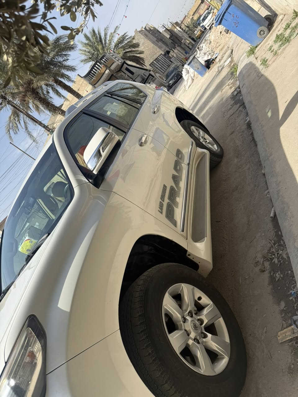 السلام عليكم
للبيع برادو 2016 خليجي فئه TXL V6  سلندر رقم بغداد بسمي تحويل  مباشر مواصفات // 

-برادو TXL

-مكفوله كفاله  

-محرك V6

-دفع رباعي 

-كشنات كهربائية ثنين

-شاشه كبيره 

-تحكم ستيرن جهتين

-لون أبيض صدفي 

-فتح سقف

-تبريد 3قطع 

- 7 راكب

-ويل كب كروم 

-تخم تاير جديد 

-ماشيه 100

-رقم بغداد 

-كير ومكينه واكسل مكفوله من فتح 

-ثلاجه 

-سبير مانازن 

-كامره خلفيه 

-حساس  /خلفي 

-تبريد ثلج ❄️
***********a a
