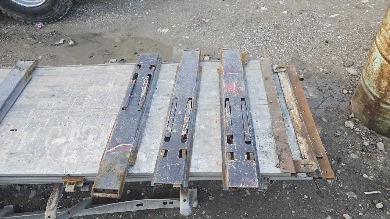 تاقم لاوانەی 80کامل ئەشییای لەگەڵە شوێن کەلار ***********
