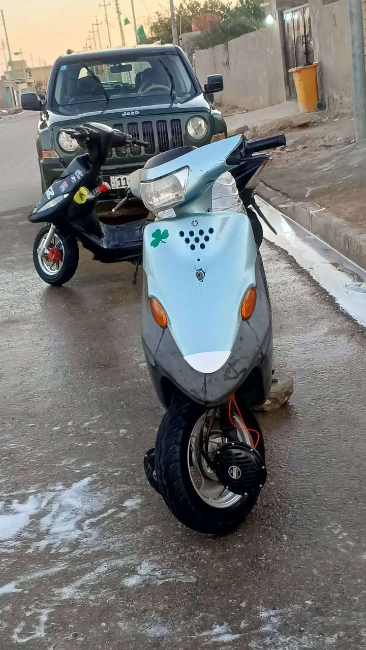 ياماها ٩
ما مفتوح بلاد الدراجه كلها مكفوله من الزلخ بس الكفر الكدام بيه فطر زغير دراجه ناعمه كهربائيات كلها شغاله تشتغل نكره السعر ٥٥٠ ويا الهورن وبخدمت الشراي الرقم
***********
 ابو رمانه
