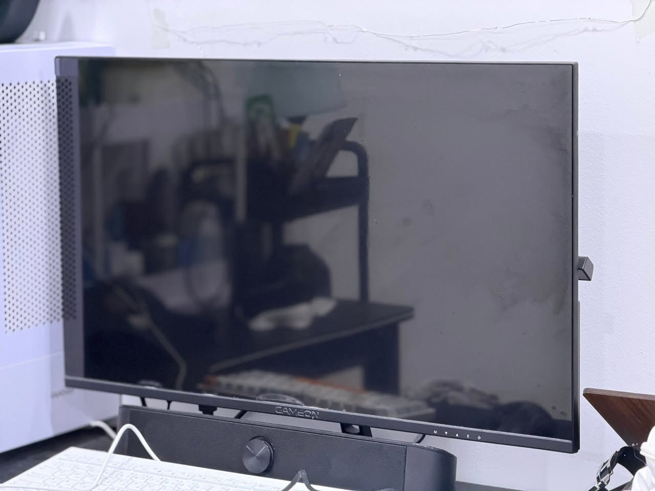 سلام عليكم pc كلش نظيفه
الشاشه بعدها بلاصق

الكيس ايضاً بعده بلاصق

استخدمه كلش قليل 

هذا مواصفاتها

معالج i5 جيل ال 13

كارت شاشة 4060 8gb 

رام 16 gb

هارد واحد تيرا

التبريد هوائي

كراتين كل القطع  

موجوده

سعرها 1.600.000
مكاني بغداد حي الخضراء


**إذا كنت صاحب هذا الإعلان وتريد حذفه لأي سبب، رجاءا أرسل رسالة إلى الدعم الفني**