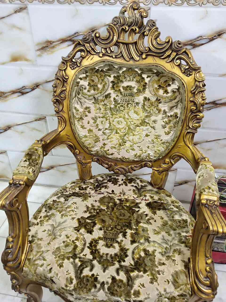 السلام عليكم تخم مصري للبيع شوفت عينك كامل ب ٤٥٠ وبي مجال بصيط بغداد البلديات ***********
