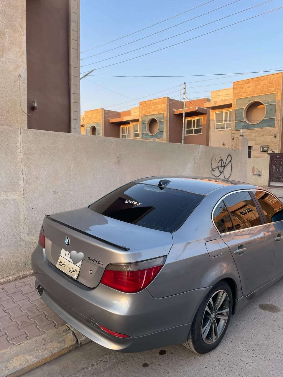 السلام عليكم بي أم ميماتي 2006 525 اصل وفصل
السياره فول كير ومكينه شرط تحويل 

تخم تاير  كهربائيات بشرط 

داخلها حلوو السياره كامله 

سعرها 95ورقة بي مجال 

عليهة غرامه تنزل من السعر 

مكانهة تكريت ***********واتساب
