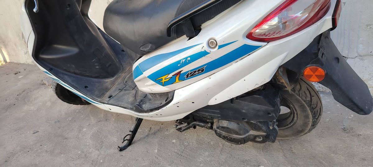 دراجه سيام 140
دراحه تخربط ابيعلك طافي
السعر 350 قفل الدراجه نضيفه مكينه ممفتوحه
دبلات كفرات جديد
مكاني الكاظميه ***********
