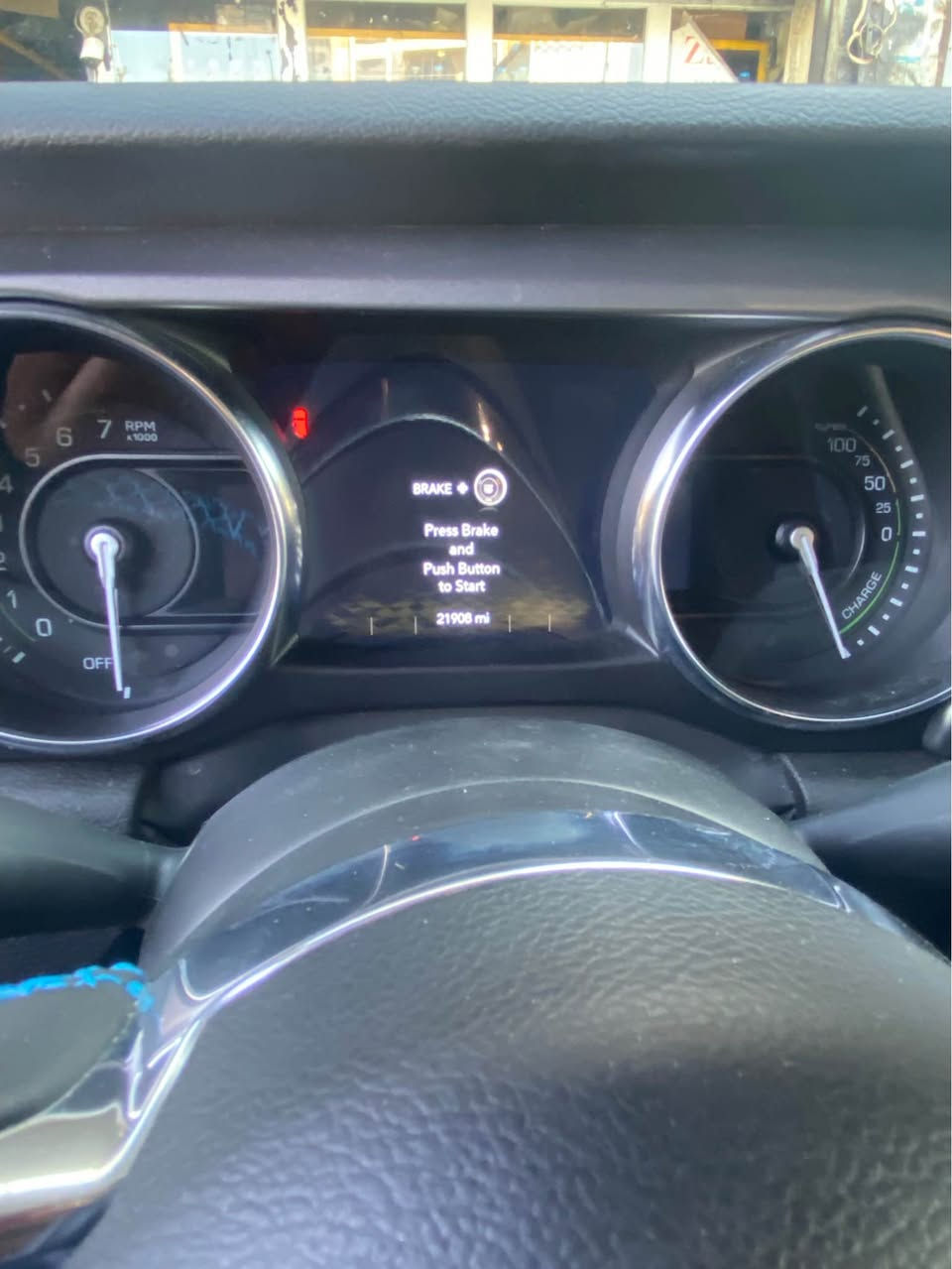 رنگلر 4xe ٢٠٢٣
روبیکون فول ماسفات 
بس ربع جملوخ خلفي صبخ
بدون ارباك شاصي
كورك واتس اب موجو

+964 751 440 9392 دهوك, العراق
