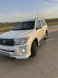 لاندكروز بريم • ٢٠١٣ • ١٩٦٠٠٠ كم