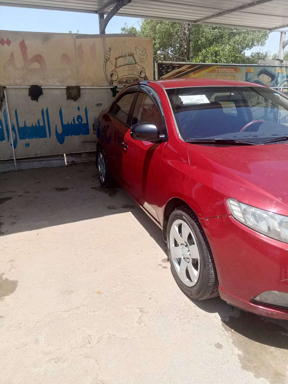 السلام عليكم 
سيراتو 
موديل 12
رقم اربيل بسمي 
بيه صبغ جاملغ خلفي بدون دواخل
سيارة مكفوله من كير ومكبنه 
سيارة مالبيت مال بنتي 
سعر 95
مكاني بغداد 

***********

