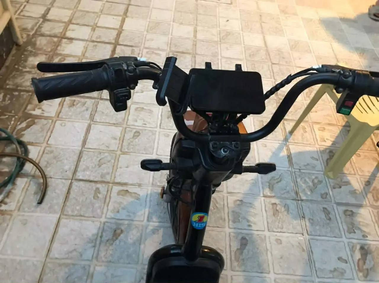 ماطور نظيف شغال جديد مابي اي عيب سعرو 376 بي مجال مكانو موصل حي الميثاق


**إذا كنت صاحب هذا الإعلان وتريد حذفه لأي سبب، رجاءا أرسل رسالة إلى الدعم الفني**