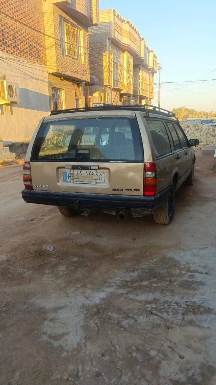 سيارة فولفو مديل 90 رقم نجف  محرك ونجي سيارة موجودة بل نجف رقم صاحب السيارة ***********
