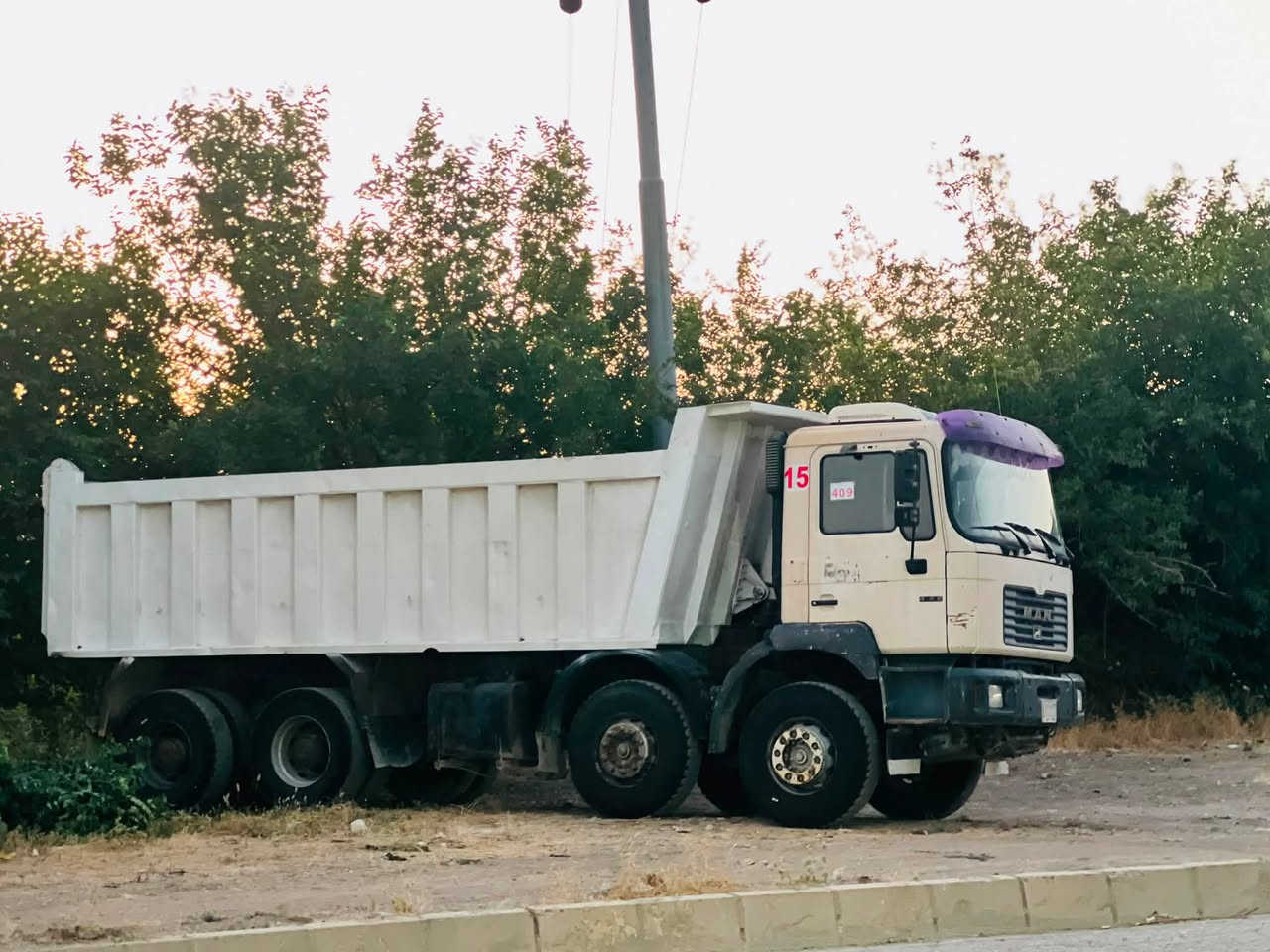 بەناوی خوای گەورەو میهرەبان سلاوی خوای گەورە تان لێبێت 
مان بۆفرۆشتن مۆدیل200سەقەڕ  بۆیاخی نییە  مەکینەی 414 مەجموعەی جیئێفە گێڕو مەکینەو ئەکسلی بەشەرت سەیارە کە علوجە ڕەقەمی نییە بۆدی بیلادی  بۆزانیاری زیاتر پەیوەندی بکە
سبلیتمم بۆ بەستوە سەیارەکە لەئیشایە سەیارەی ناو ئیشە -*********** ئەدمین گیان ❤️سعری فرۆشتنی 210دودەفتەرو دەوەرەقەو ماعمەل
