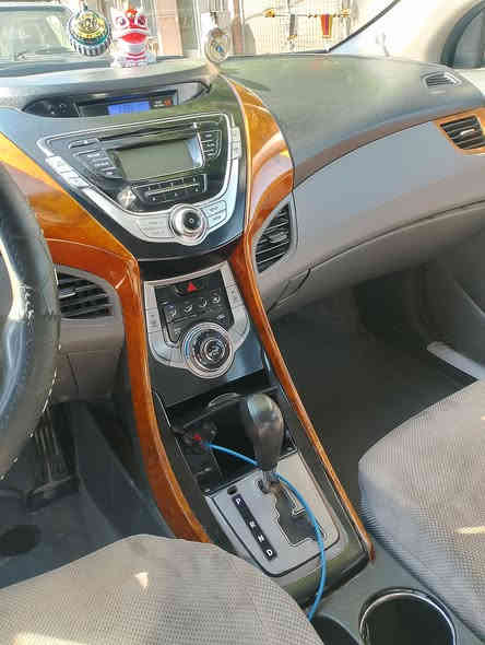 سلام عليكم سياره النتره للبيع كلها شغاله تدفئه تبريد سياره كلها شغاله بوجهك لشارع  مال جناي مكان سياره مسيب بيها قاصرين بس تريد وكاله سويلك سعر 75 وبيها مجال ***********
