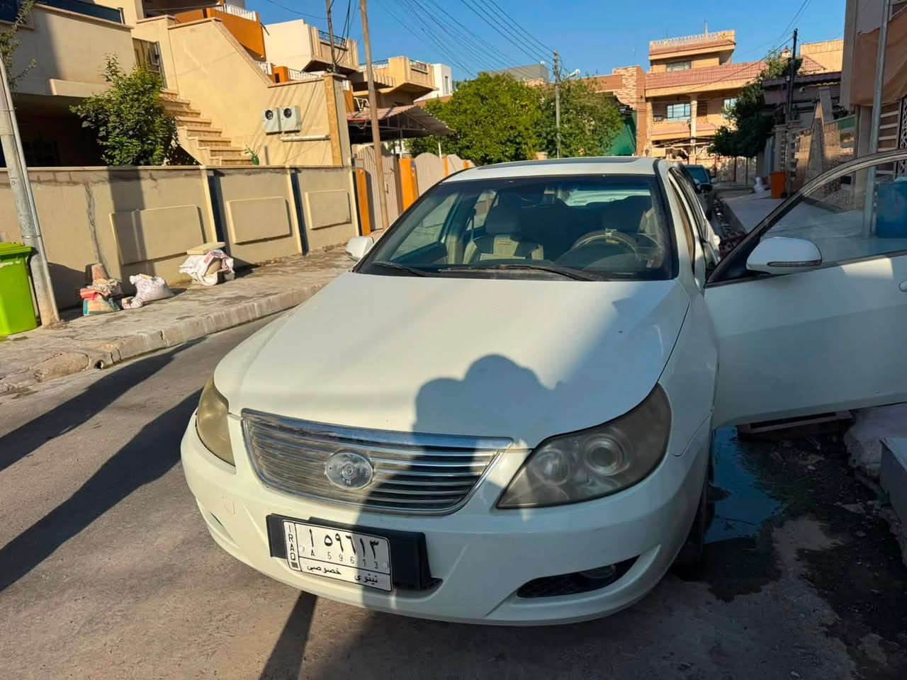 BYD 2013 
بدون صبغ اكو رصعات وملاحظات باسم صاحبها السعر 68 رقم صاحبها ***********
