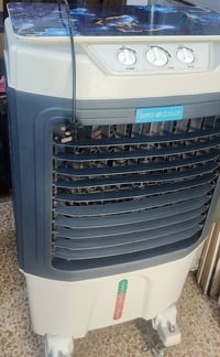 كونفيرا اخو الجديد مستخدم شهرين ١٢٥ الف 07508912615