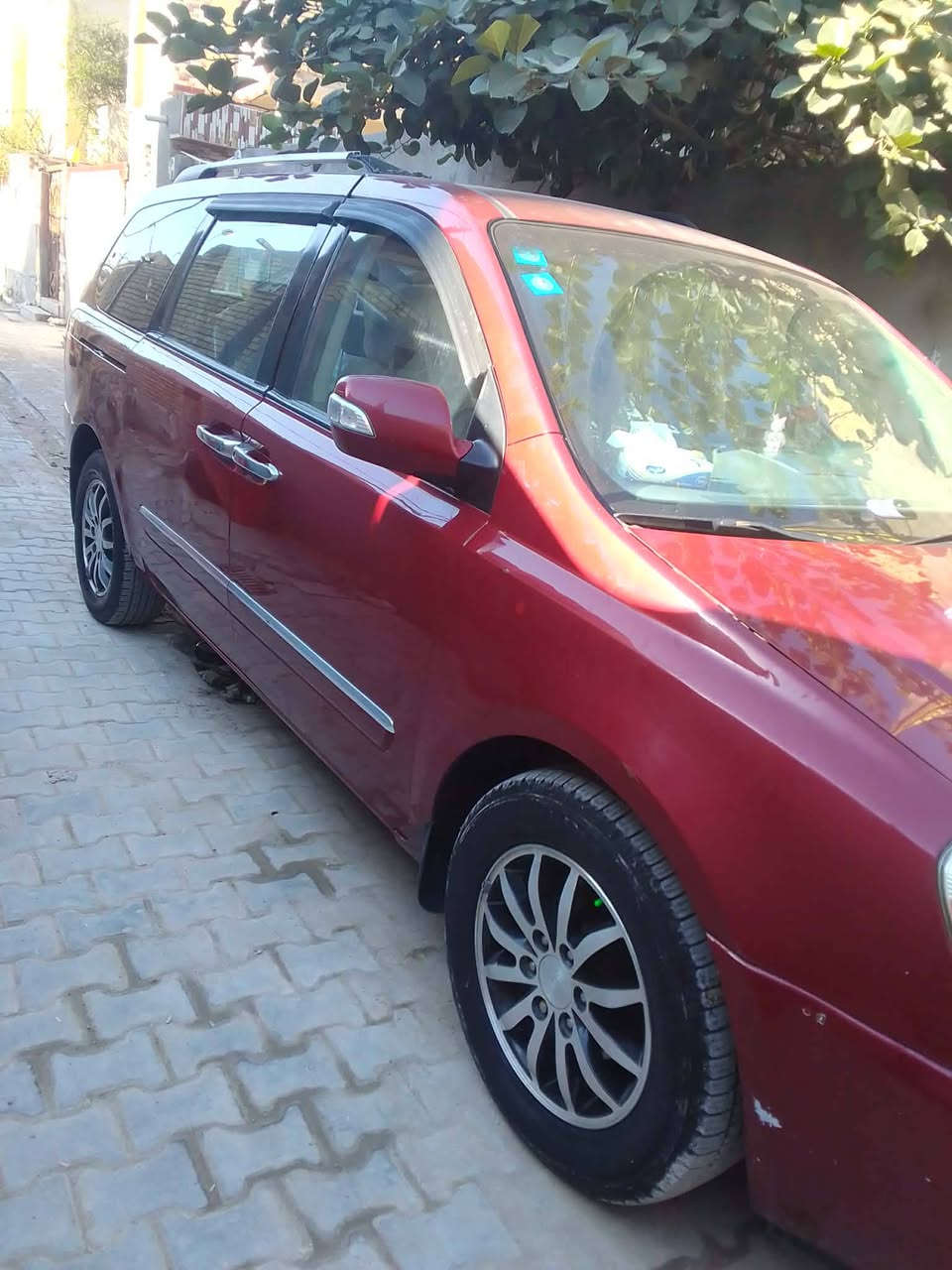 سياره كرنفال للبيع 2008 مكانههالرميثه السماوة للاتصال عالرقم ***********
