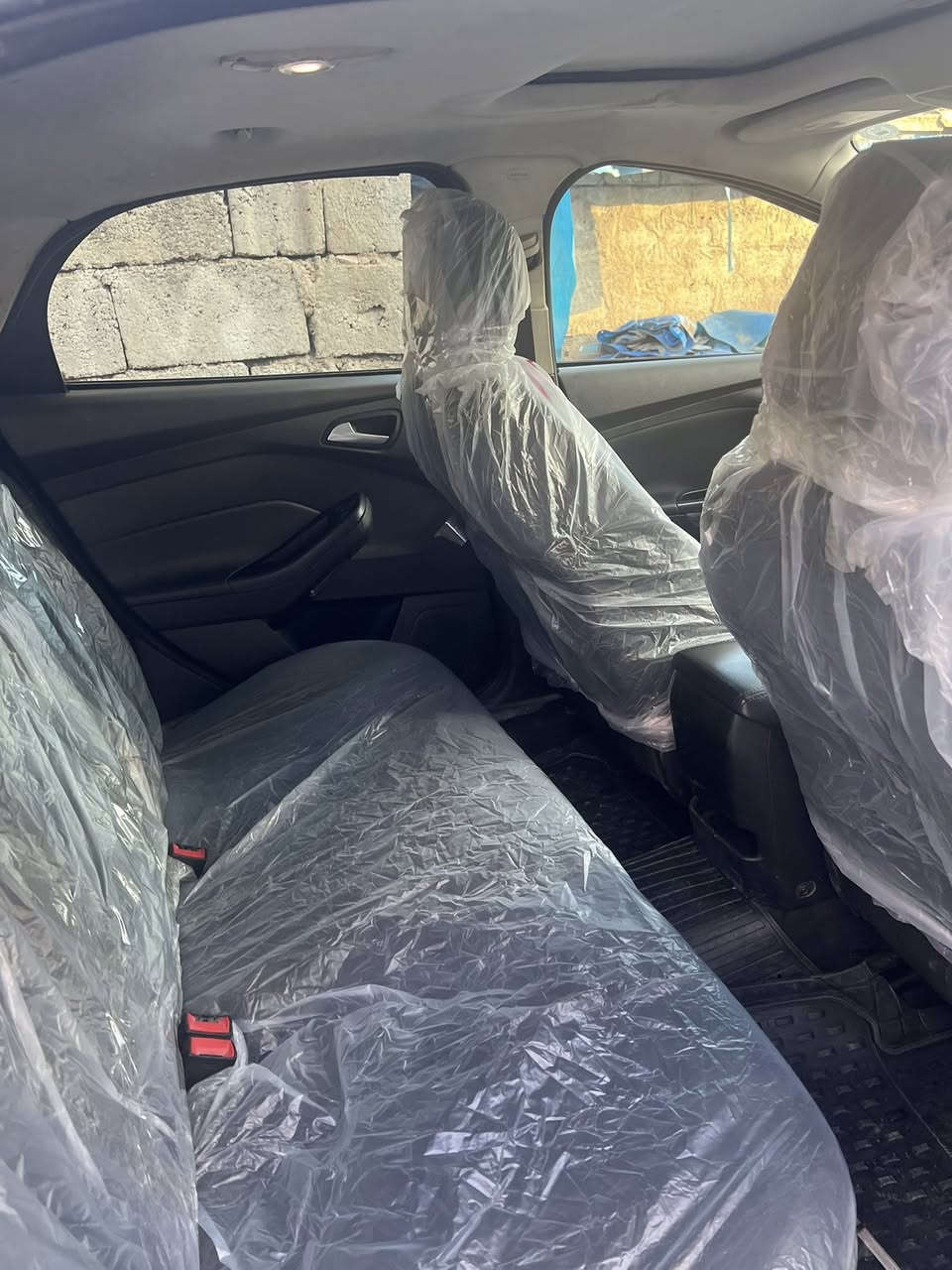 فۆرد فۆکس ٢٠١٧ SEL
ڕەقەم هەولئر سەنەوی تا ٢٩ نوئ  دووپارچە سبوغ بەبئ ناو بەبئ پەڕەشووت مەکینە بئ کرانەوە بە شەرت گئر بە شەرت  بەردی گزۆز بە شەرت مواسەفاتی
.سئ گئر سپۆرت تەماتیک عادی
.سوکان هیتەر و ڤۆلیۆم و تەحدید سرعە
.تەنزیل و سەماعە سیستەم سۆنیک
.ناو حەوت رەنگ
.کوشین هیتەر 
.ئاوینە کارەبای و هیتەر
.ئەوتۆ ستۆپ 
.سڵاید 
.دەعامی ST 
کامل سئرڤسی نوئ تەنیا شاشەی بچووکی سوتاوە ناو داشبوول  سپێر و جەگ و تاخم گەعی بیلادی لەگەلنwats up *********** نرخی 82
