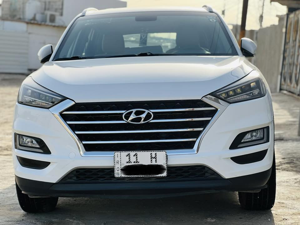 توسان خليجي 2019 كفالة عامه جديدة
كارتون السيارة كلش نضيفة للجناي فقط 

ماشيه 77 حقيقي شرط الفحص 

تخم تاير جديد وحداية جديده 

رقم بغداد الدولي الجديد تحويل مباشر 

السعر 204 وبي مجال  يرهم بيع او مراوس بخليجي 

الاستفسار *********** بي واتساب او تصال 

مكان السيارة بابل / مركز الحلة وياحايكم الله
