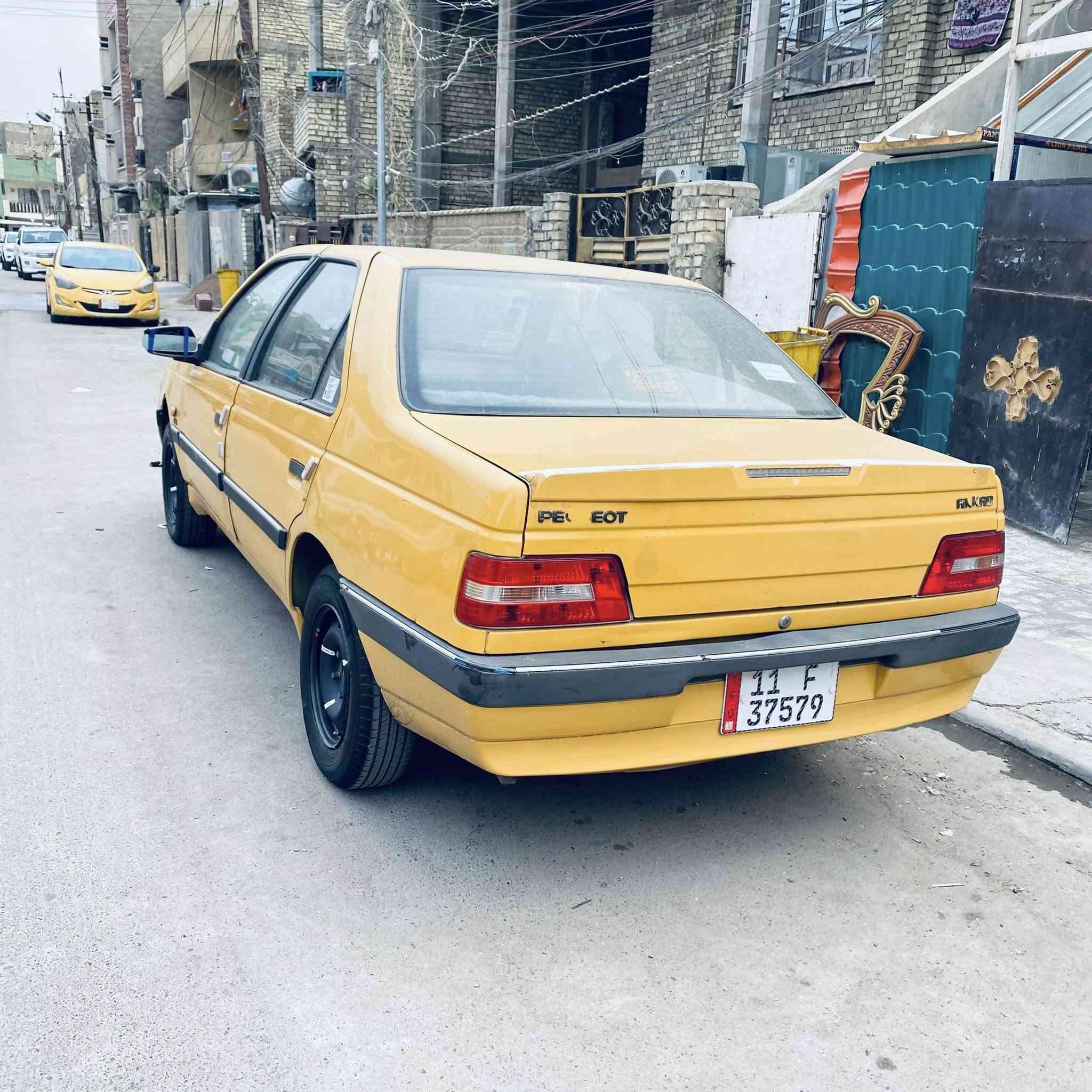 سلام عليكم بيجو لميس لبيع مديل 15 سياره حلوه مثل مشوف بصوره
مكان بفداد جديده 
سعر 44
***********   هاذه رقم فقط وتساب
***********   هاذه رصيد ونته بكيفك
