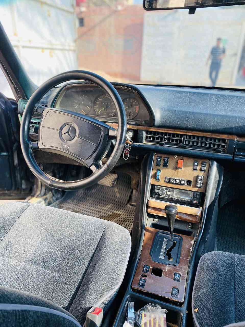 سلام عليكم مرسيدس رئاسي بنز

سياره كامله مانقصه شي

كهربائيات ✅

تبريد✅

فتحه سقف ✅

جام كهربائي ✅

كشنات كهربائي✅

كير ومكينه نعمه شلعه ومعدل فول✅

مكينه في فيتي 3000

سياره ما نقصه شي تراي وين مايعجبك 

سعر 50 وماكو هيج سعر بنضافتهه 

مكاني بصره قضاء الصادق 
بني منصور

***********
