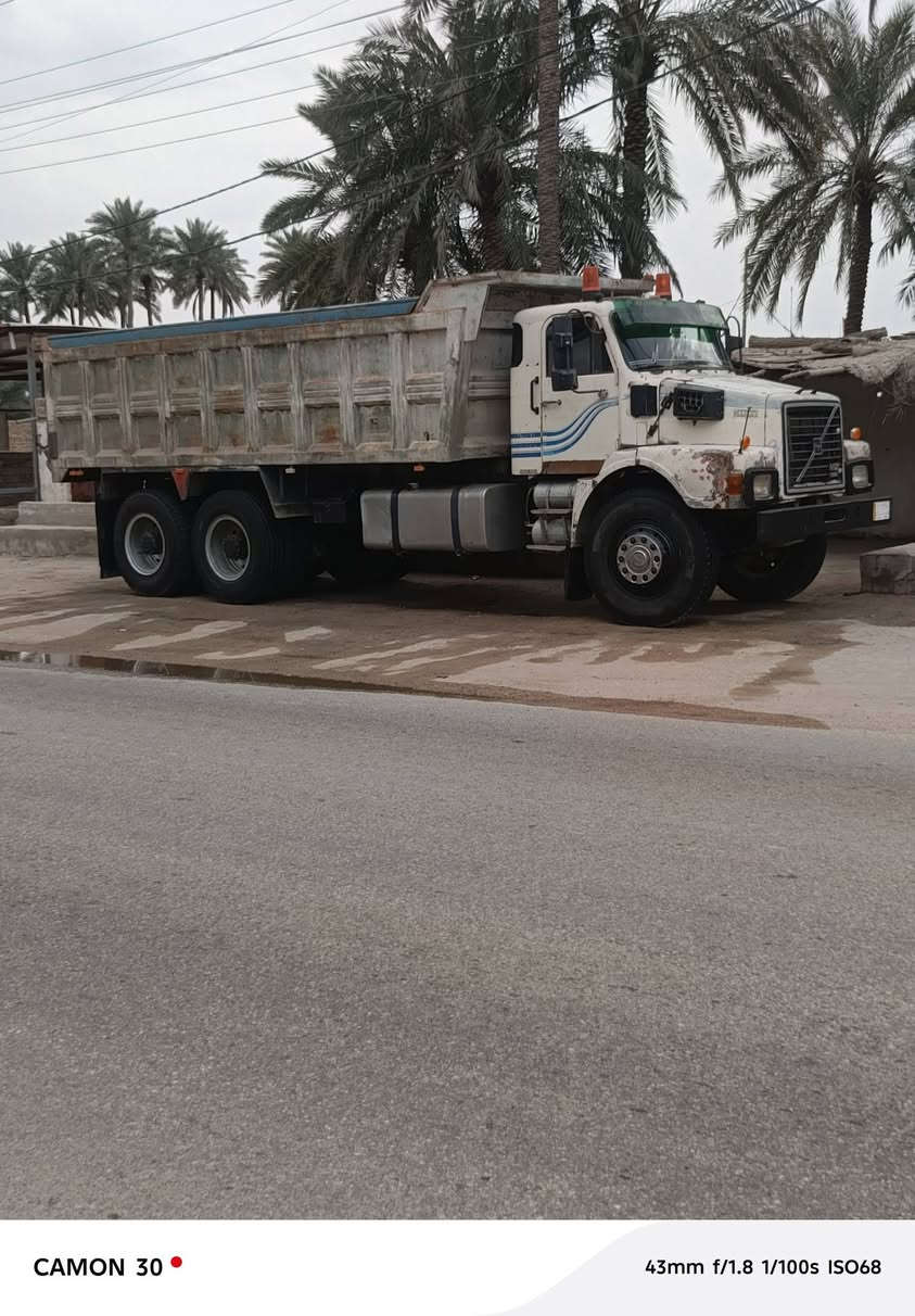 سلام عليكم فالفو موديل 91 بسمي مكينه اف 12 كير 4/4 وفقسه تخم تاير مجموعه فراشه دوشمه جديده كهربئيات كامله حداديه كامله السعر 28 وبيها مجال مكانه نجف ناحيه العباسية الا ستفسار ***********
